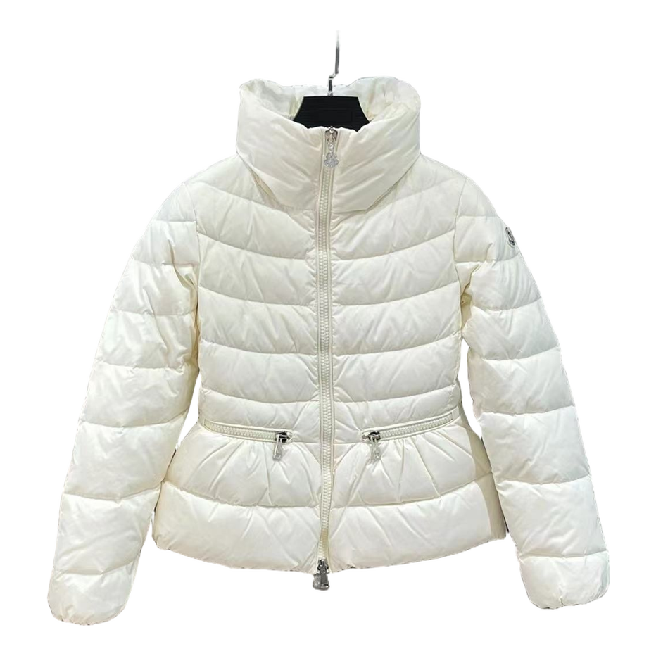 Moncler Drawstring-Waist Stand-Collar Puffer Jacket in Ivory