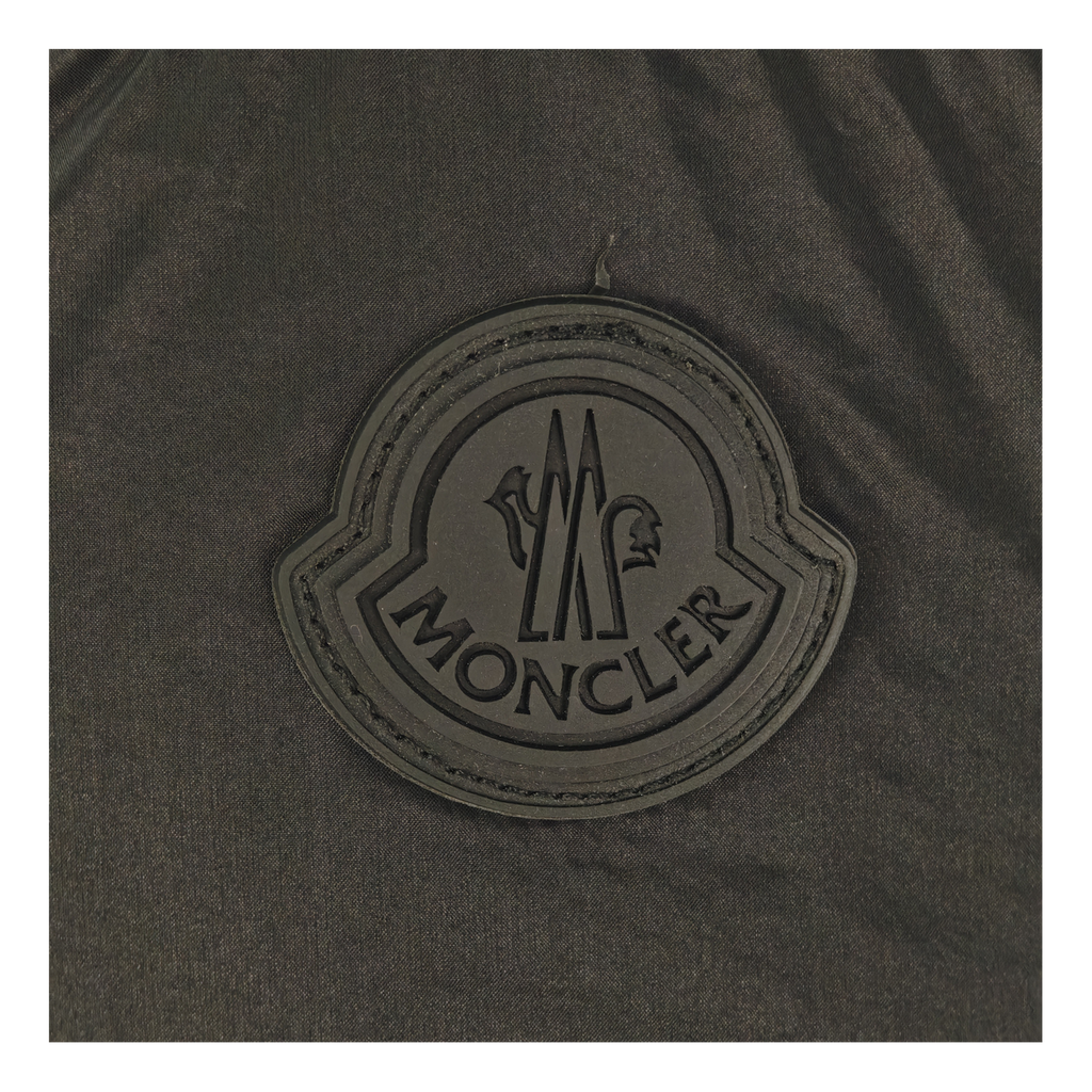 Moncler Tonal-Logo High-Collar Puffer Jacket in Black